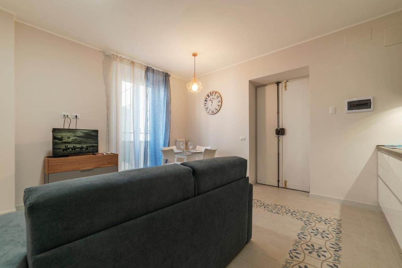 Blu Novecento Apartment โรม ภายนอก รูปภาพ