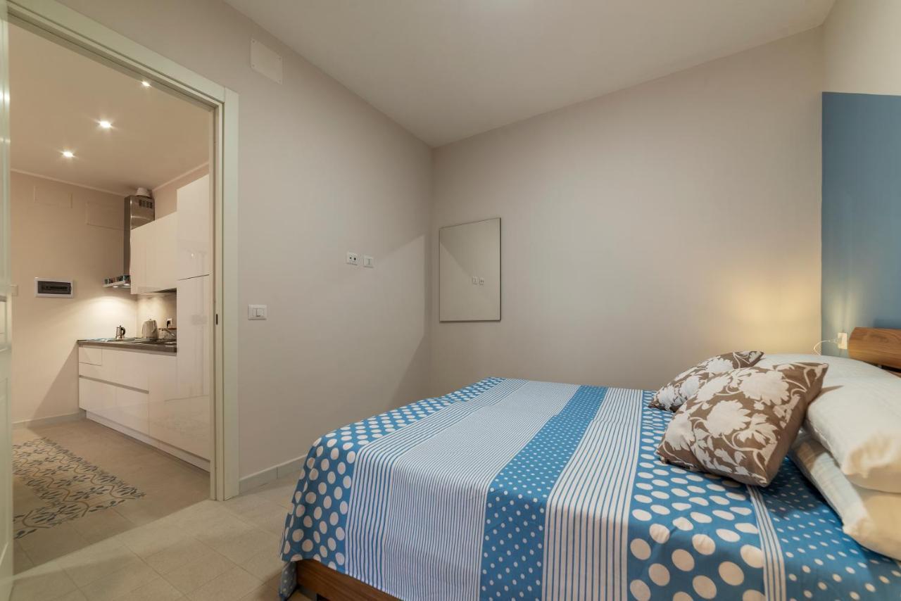 Blu Novecento Apartment โรม ภายนอก รูปภาพ